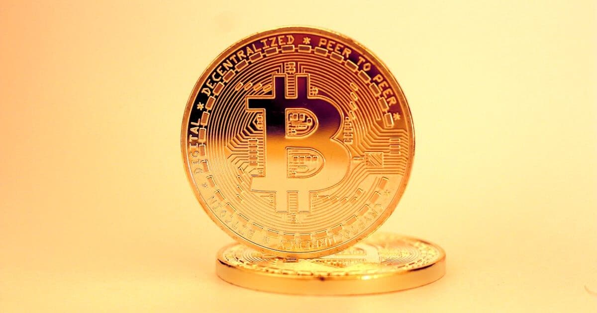 Bitcoin в 2026 году: исторический обвал, восстановление и что дальше