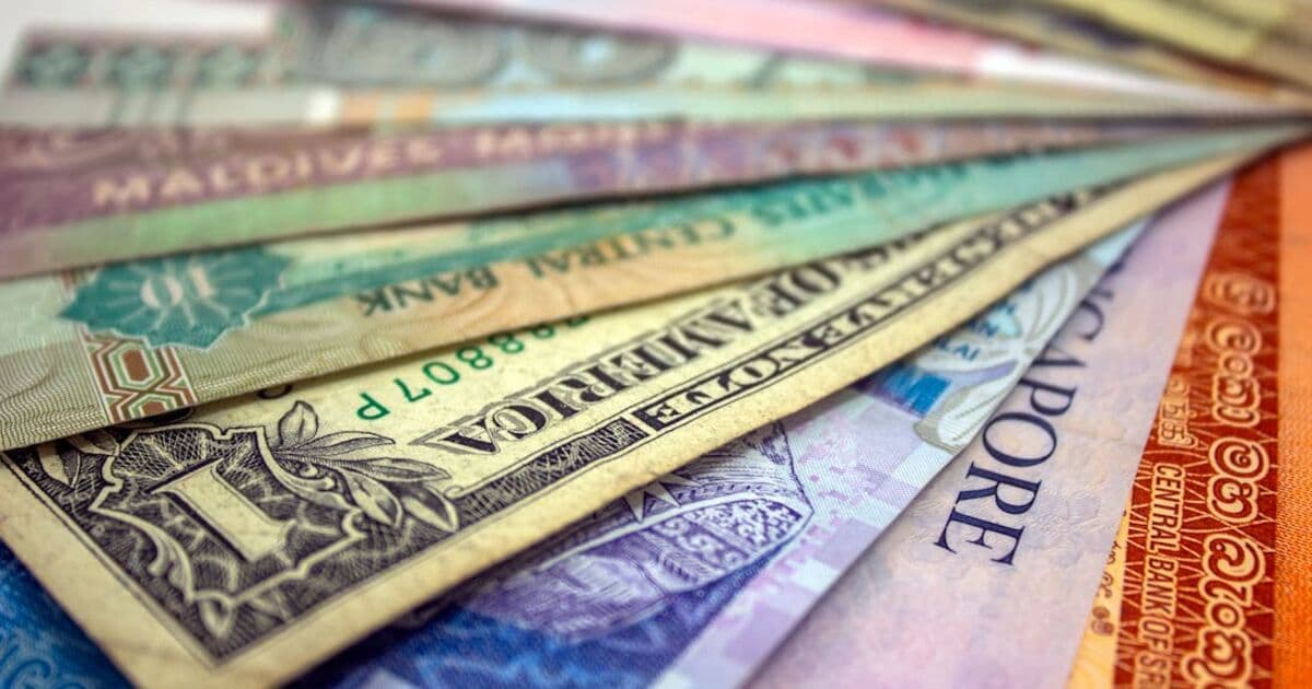 Divergence monétaire en 2026 : diversifiez au-delà des classes d'actifs