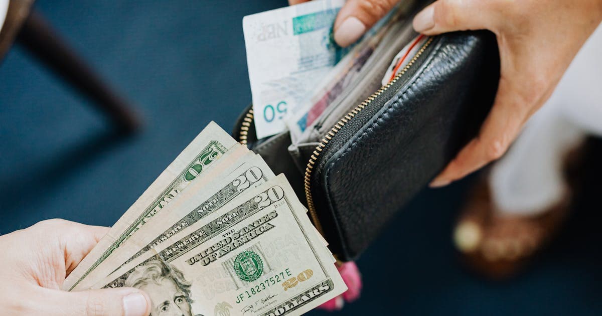 Forex: USD/BRL কীভাবে চলে এবং কারা লাভবান