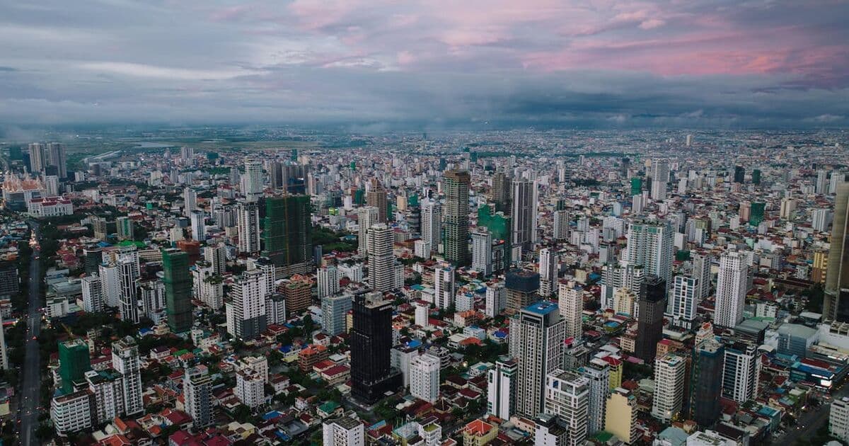 OFW Remittances $35.6B Record: Paano I-Invest ang Pera Pauwi